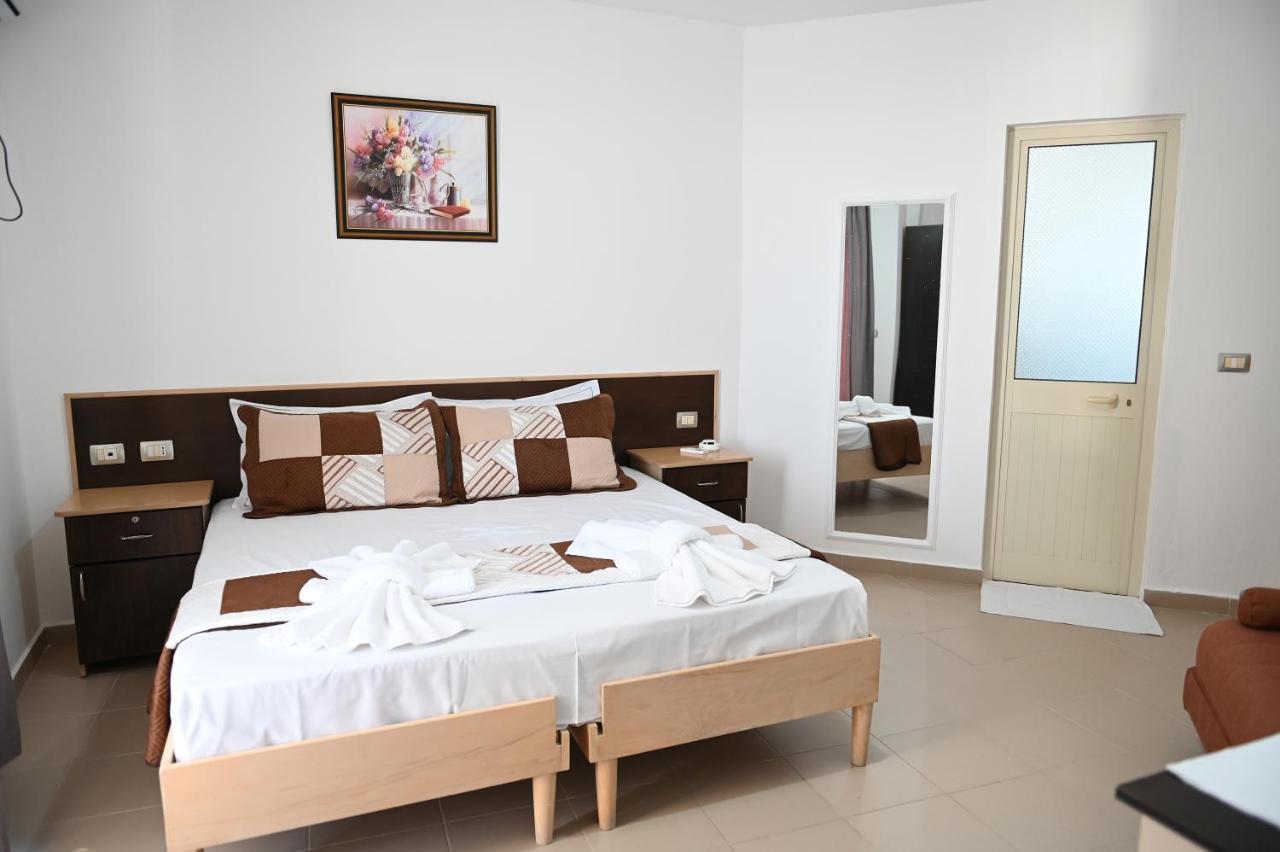 Vila Oxinn Kryemedhej ภายนอก รูปภาพ