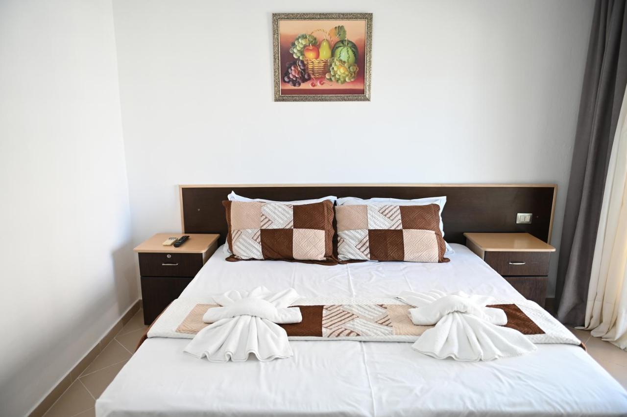 Vila Oxinn Kryemedhej ภายนอก รูปภาพ